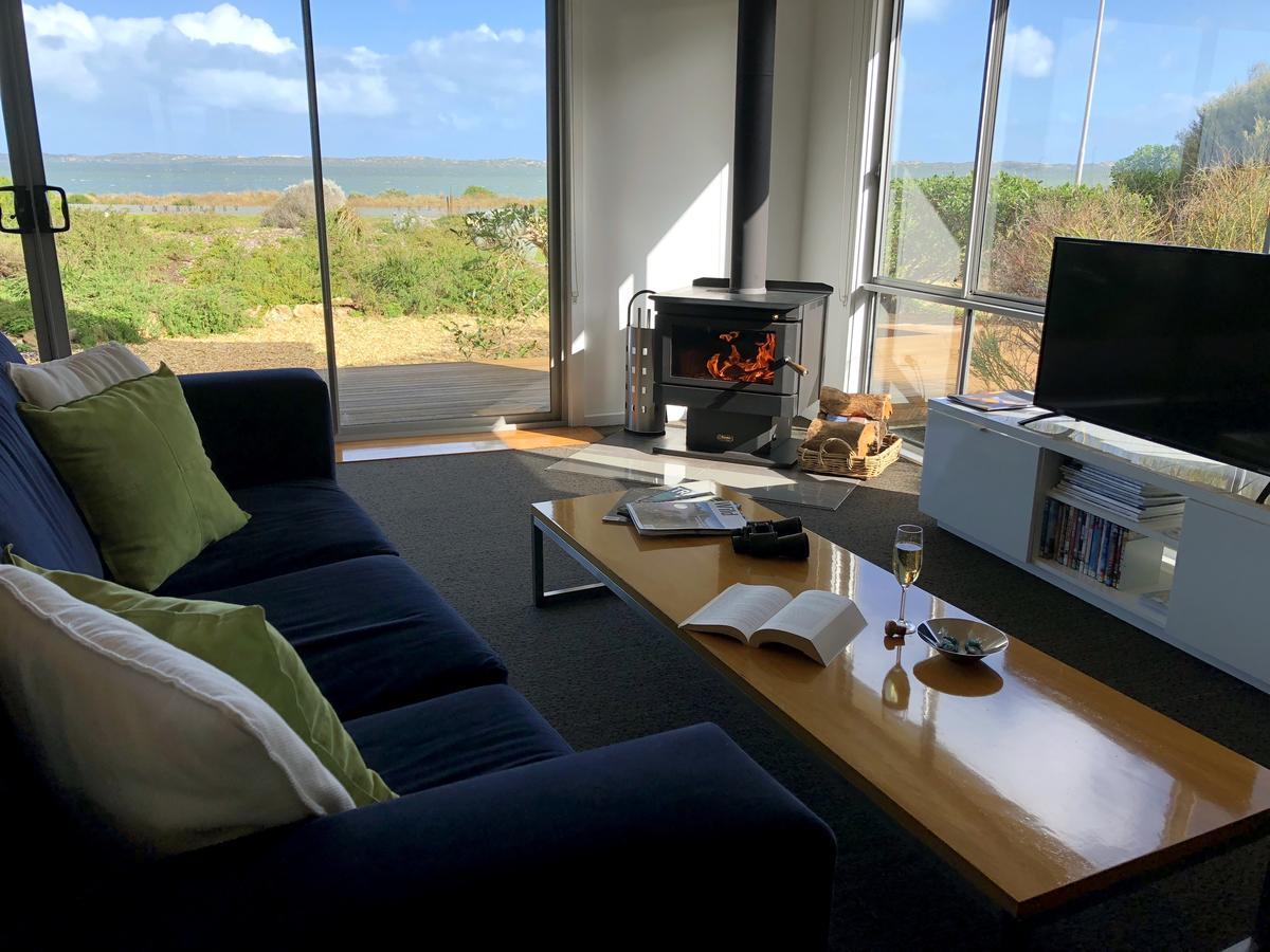 Coorong Waterfront Retreat Villa Meningie Exteriör bild