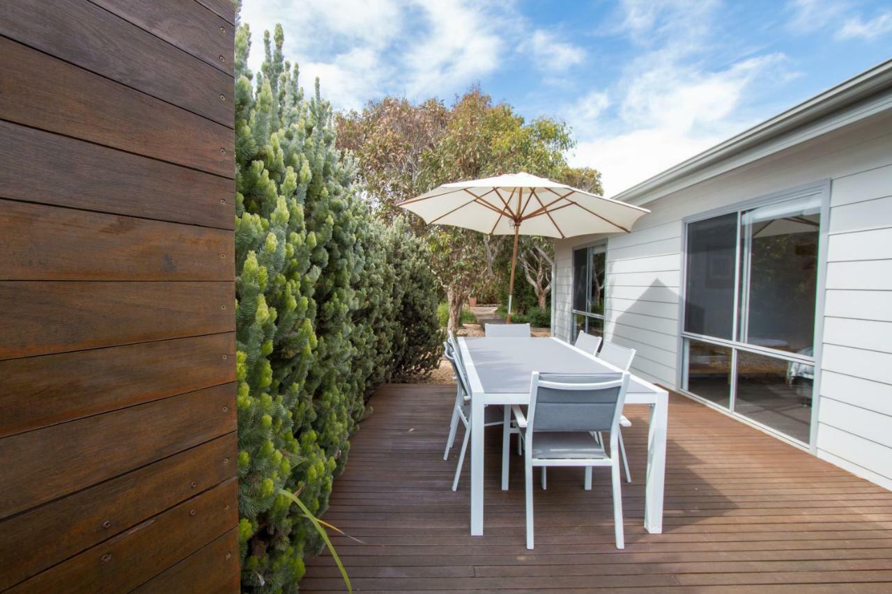 Coorong Waterfront Retreat Villa Meningie Exteriör bild